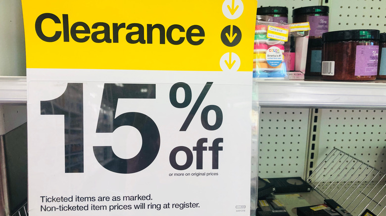 Target clearance sign 