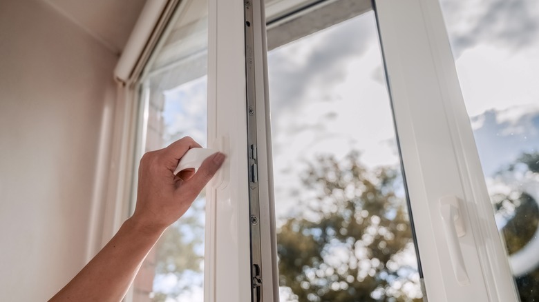 Opening a window for ventilation