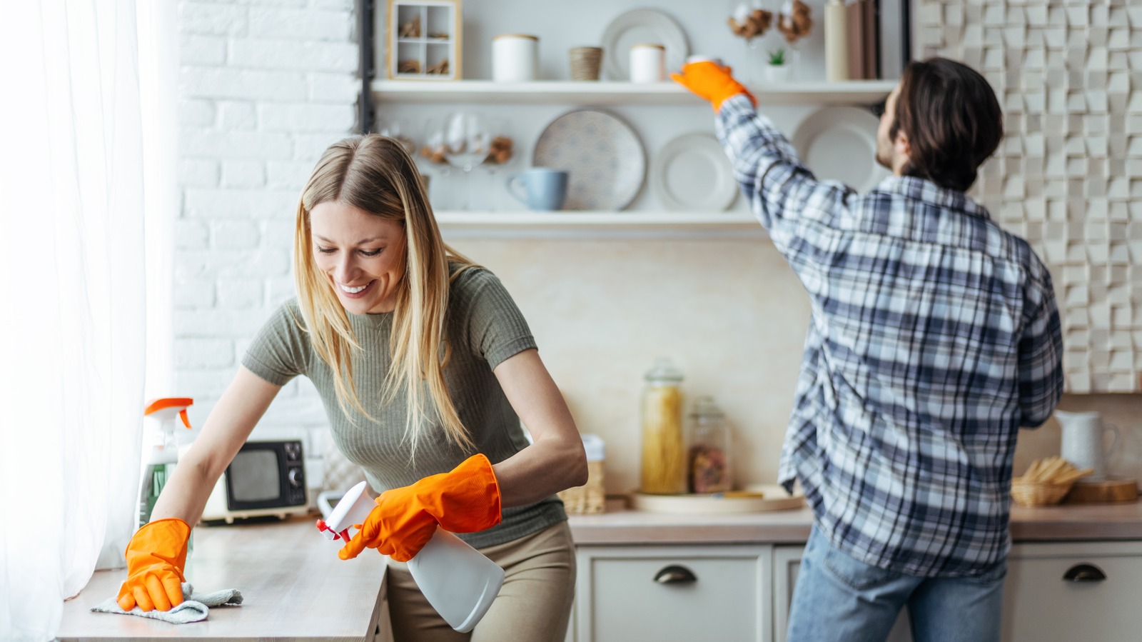 How to Disinfect Kitchen Sponge Bacteria - Practically Spotless
