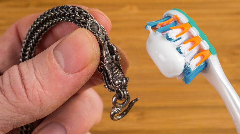 Cleaning a ring with toothpaste