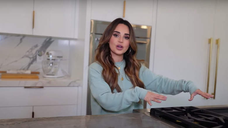 rosanna pansino in kitchen